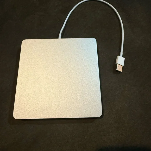 Apple USB SuperDrive CD/DVD External Drive A1379 USB Hubs